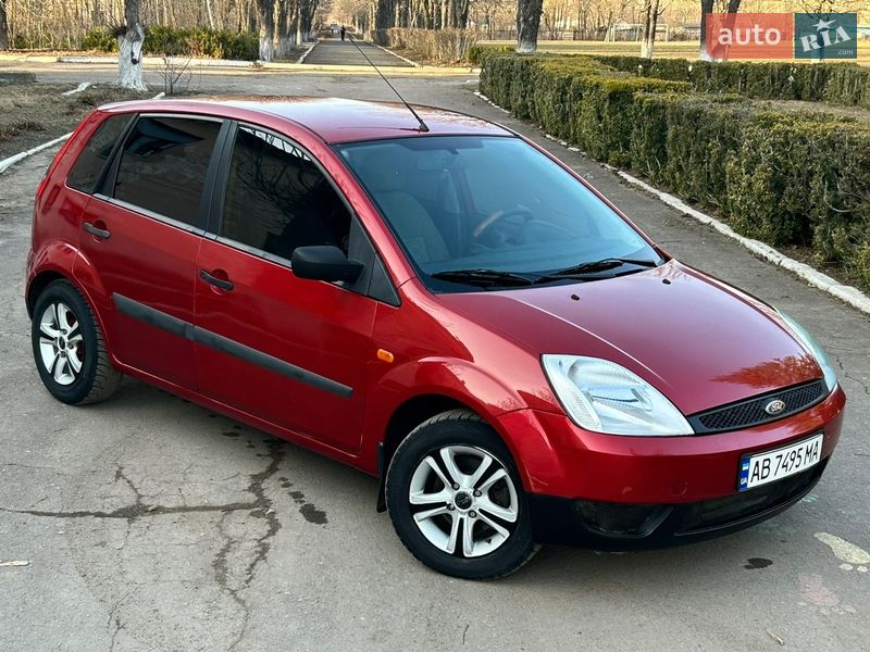 Хетчбек Ford Fiesta 2006 в Вапнярці