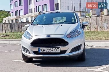 Хэтчбек Ford Fiesta 2016 в Умани