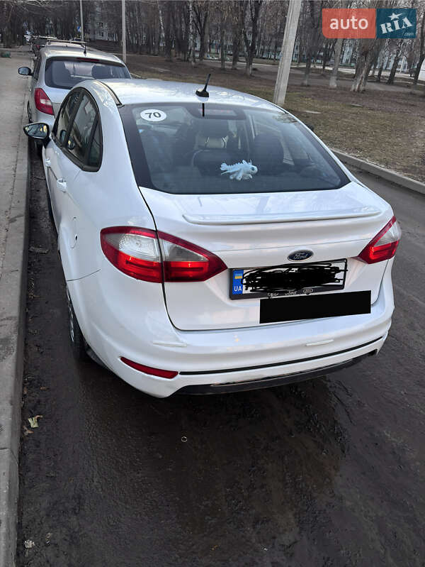 Седан Ford Fiesta 2019 в Харькове