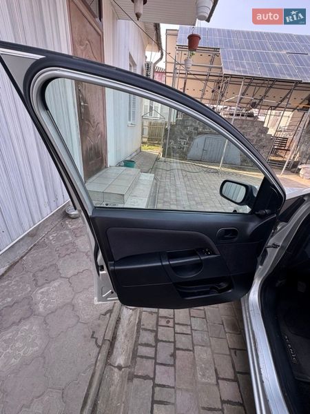 Хэтчбек Ford Fiesta 2006 в Бурштыне