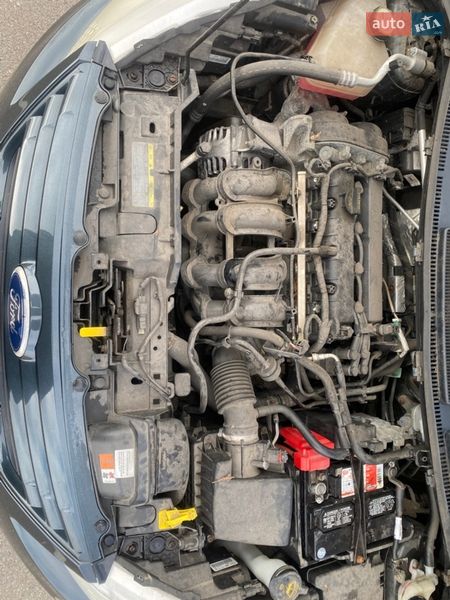 Седан Ford Fiesta 2010 в Киеве