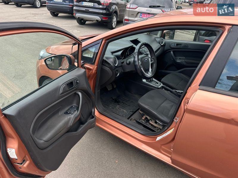 Седан Ford Fiesta 2017 в Киеве
