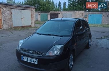 Хэтчбек Ford Fiesta 2007 в Каменском
