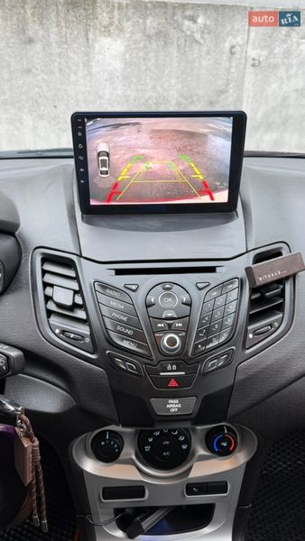 Хетчбек Ford Fiesta 2017 в Києві