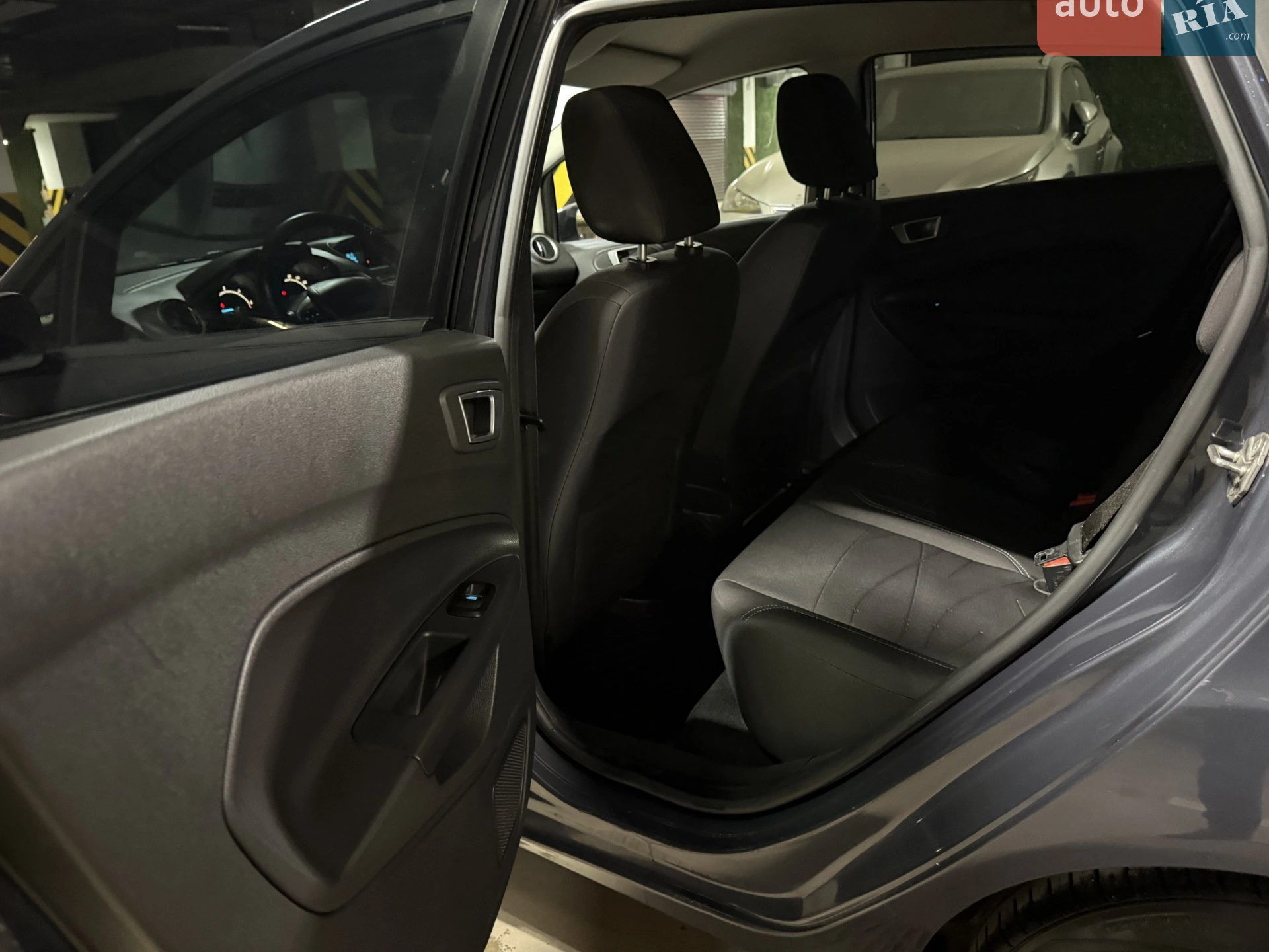 2013 Ford Fiesta - мініатюра 30