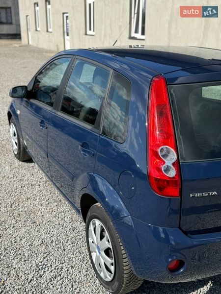 Хэтчбек Ford Fiesta 2008 в Луцке