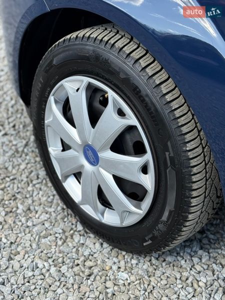Хэтчбек Ford Fiesta 2008 в Луцке