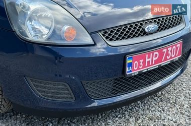 Хэтчбек Ford Fiesta 2008 в Луцке