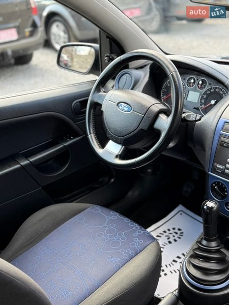 Хэтчбек Ford Fiesta 2008 в Луцке