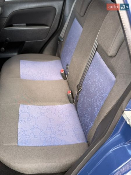 Хэтчбек Ford Fiesta 2008 в Луцке