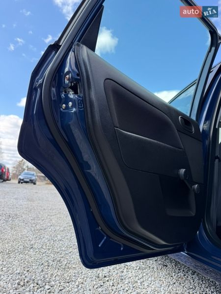 Хэтчбек Ford Fiesta 2008 в Луцке