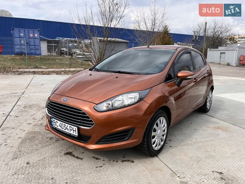 Хэтчбек Ford Fiesta 2013 в Львове