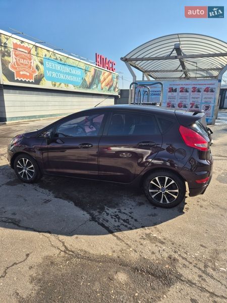 Хэтчбек Ford Fiesta 2011 в Харькове фото 5 Хэтчбек Ford Fiesta 2011 в Харькове