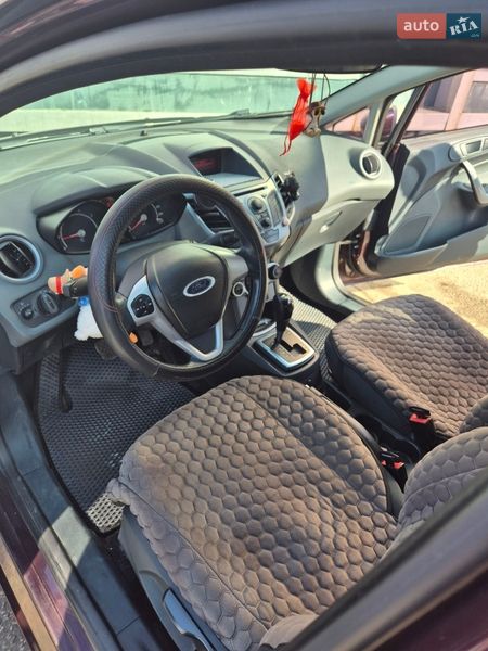 Хэтчбек Ford Fiesta 2011 в Харькове фото 18 Хэтчбек Ford Fiesta 2011 в Харькове