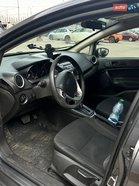 Седан Ford Fiesta 2018 в Киеве