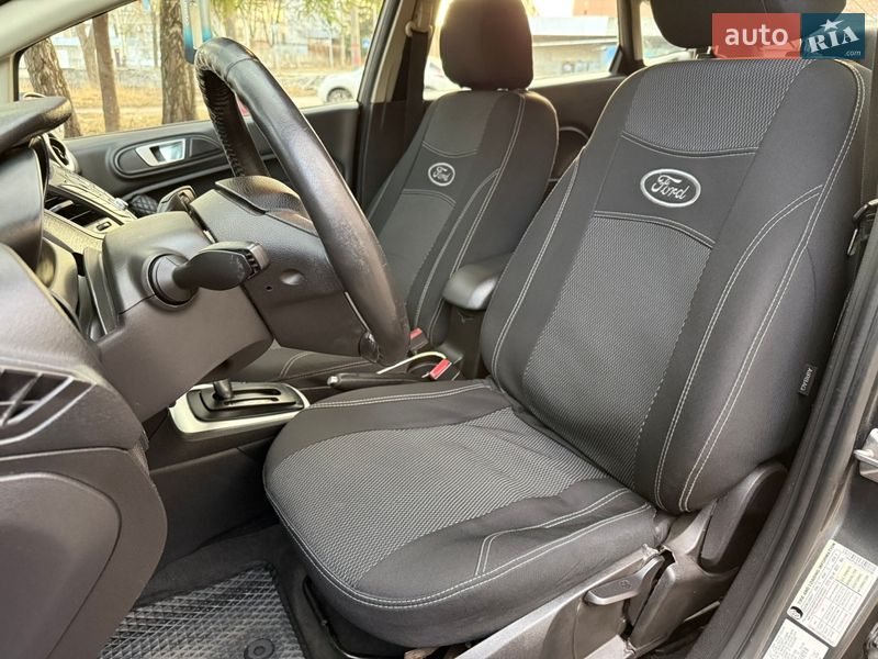 Седан Ford Fiesta 2015 в Киеве