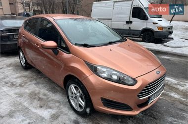 Хетчбек Ford Fiesta 2017 в Києві