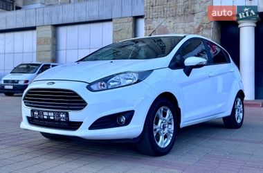 Хетчбек Ford Fiesta 2014 в Києві