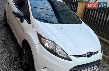 Хетчбек Ford Fiesta 2012 в Мукачевому