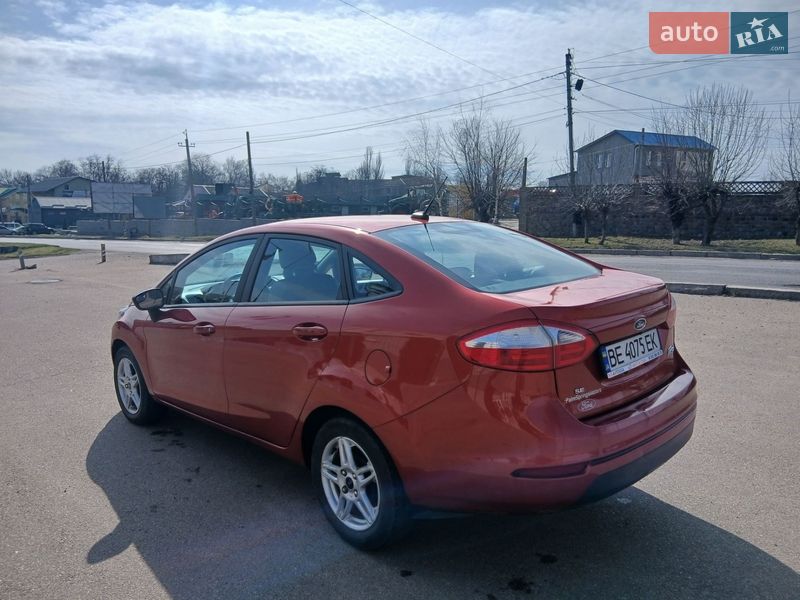Седан Ford Fiesta 2018 в Первомайську