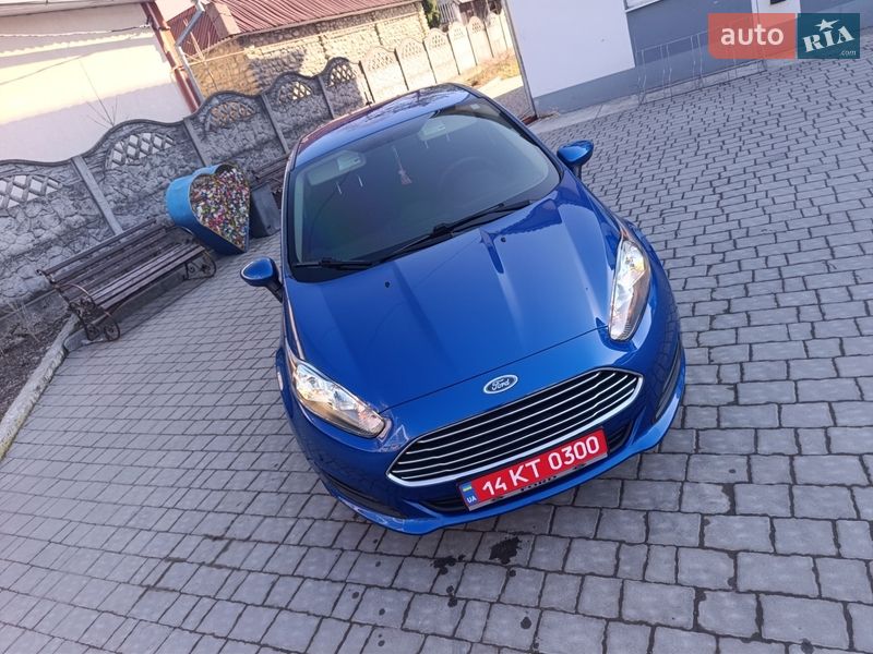Седан Ford Fiesta 2018 в Івано-Франківську