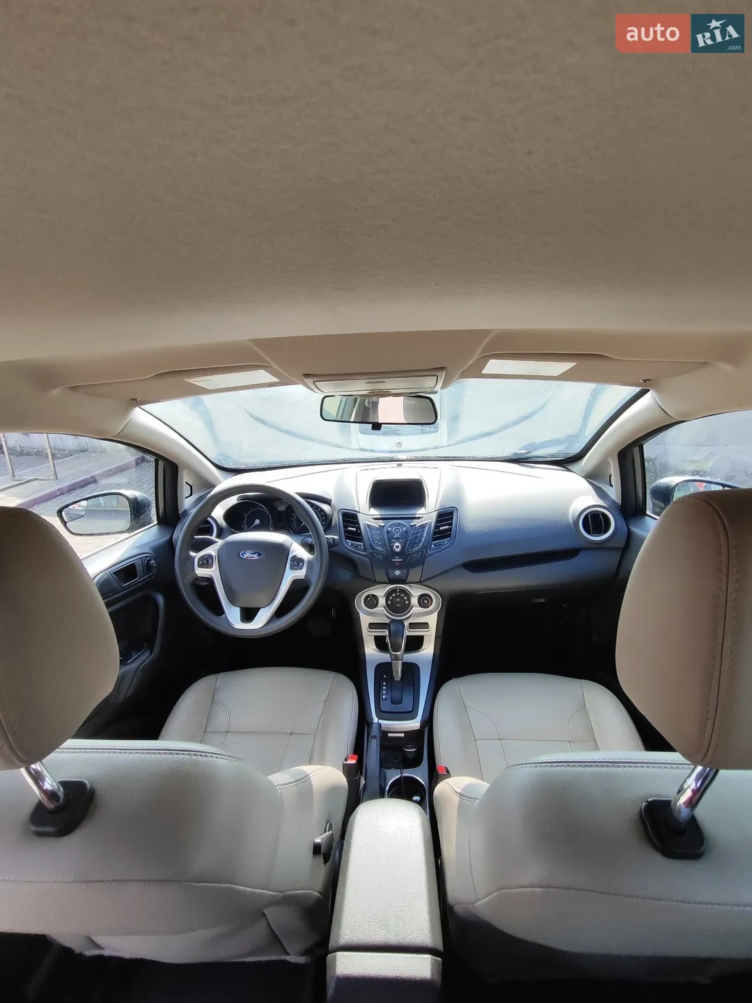 2019 Ford Fiesta - мініатюра 17