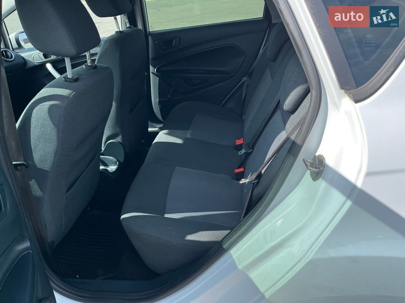 Хэтчбек Ford Fiesta 2011 в Одессе
