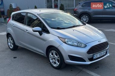 Хэтчбек Ford Fiesta 2015 в Киеве