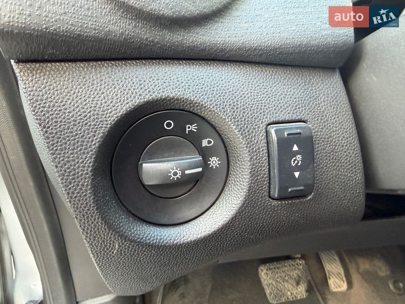 Хэтчбек Ford Fiesta 2015 в Киеве