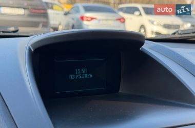 Хэтчбек Ford Fiesta 2015 в Киеве