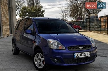 Хэтчбек Ford Fiesta 2006 в Ровно