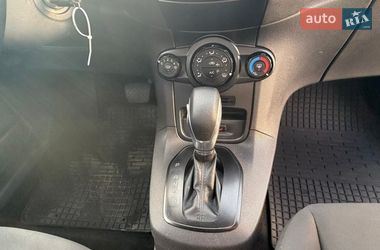 Хетчбек Ford Fiesta 2016 в Києві