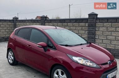 Хэтчбек Ford Fiesta 2010 в Камне-Каширском