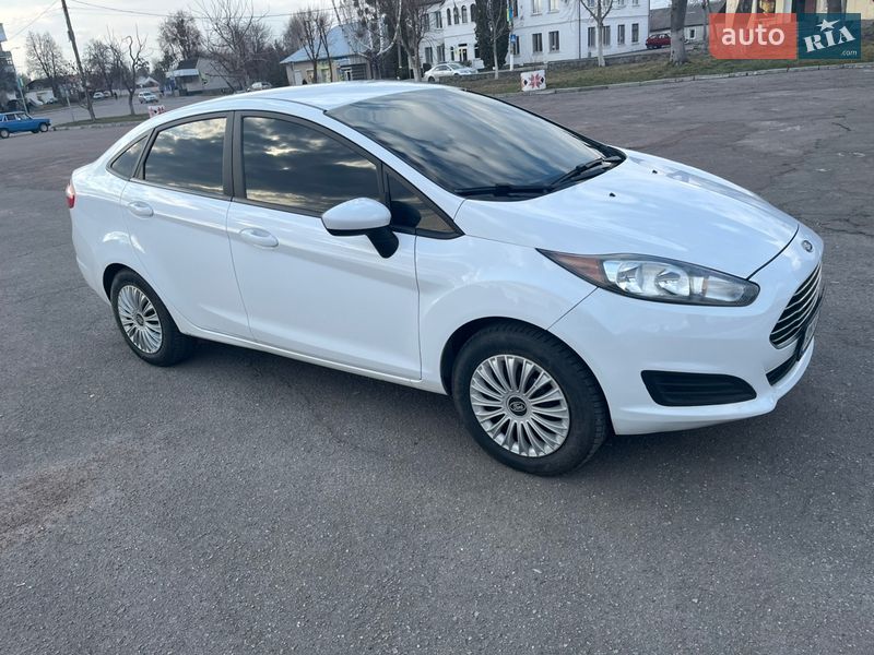 Седан Ford Fiesta 2017 в Житомире