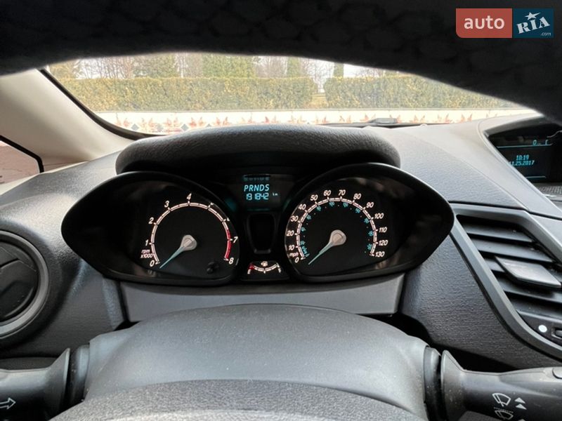 Седан Ford Fiesta 2017 в Житомире