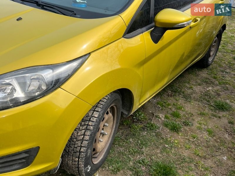 Хетчбек Ford Fiesta 2013 в Львові