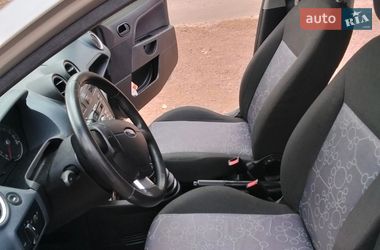 Хетчбек Ford Fiesta 2006 в Житомирі