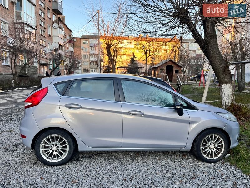 Хэтчбек Ford Fiesta 2012 в Казатине фото 3 Хэтчбек Ford Fiesta 2012 в Казатине