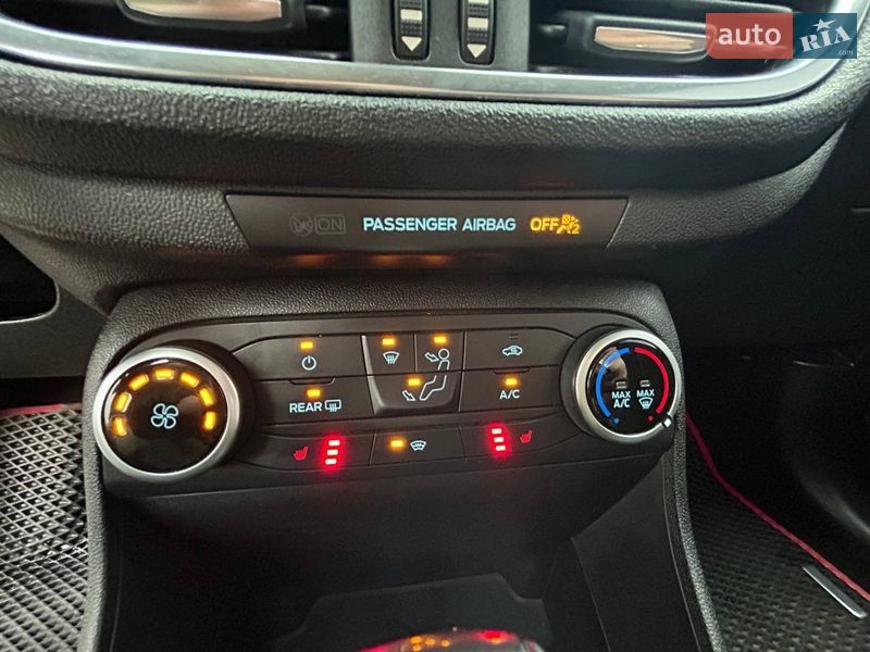 Хэтчбек Ford Fiesta 2018 в Софиевской Борщаговке