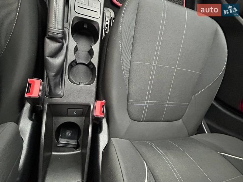 Хэтчбек Ford Fiesta 2018 в Софиевской Борщаговке