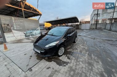 Седан Ford Fiesta 2016 в Сумах