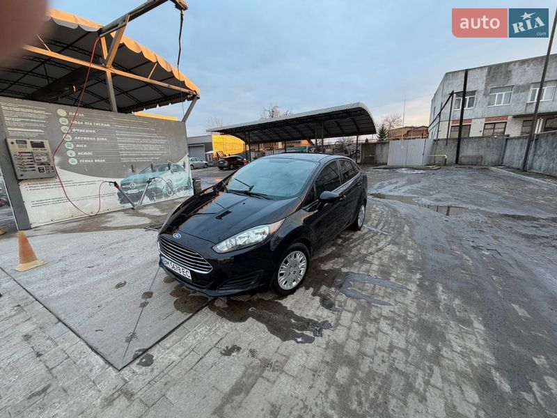 Седан Ford Fiesta 2016 в Сумах фото Седан Ford Fiesta 2016 в Сумах