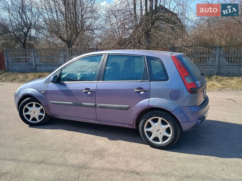 Хэтчбек Ford Fiesta 2006 в Бышеве фото 11 Хэтчбек Ford Fiesta 2006 в Бышеве
