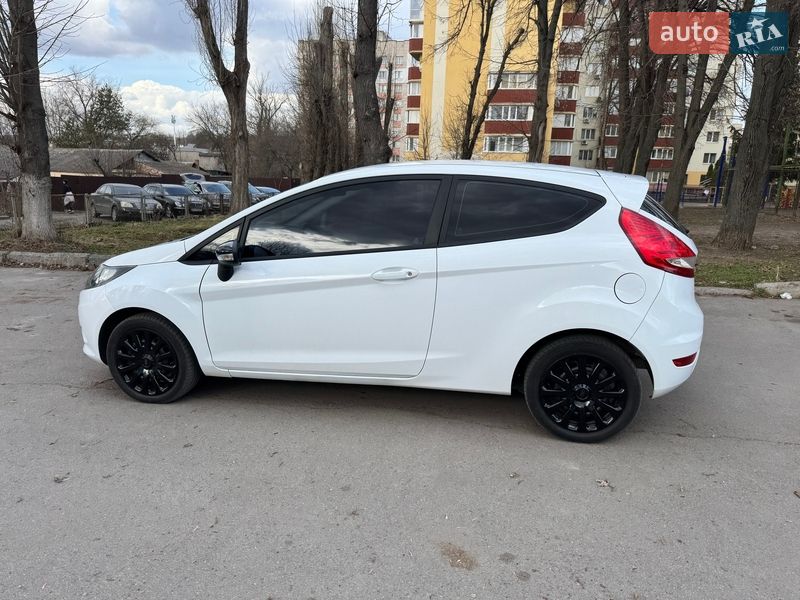 Хэтчбек Ford Fiesta 2010 в Виннице фото 2 Хэтчбек Ford Fiesta 2010 в Виннице