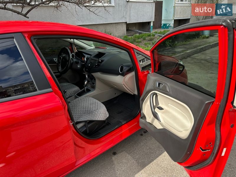 Седан Ford Fiesta 2013 в Павлограде фото 3 Седан Ford Fiesta 2013 в Павлограде