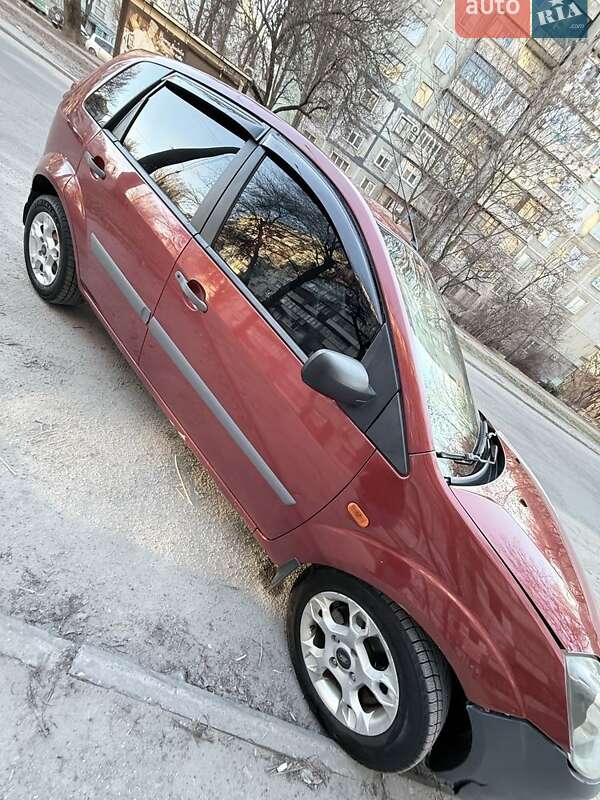 Хетчбек Ford Fiesta 2006 в Запоріжжі фото Хетчбек Ford Fiesta 2006 в Запоріжжі