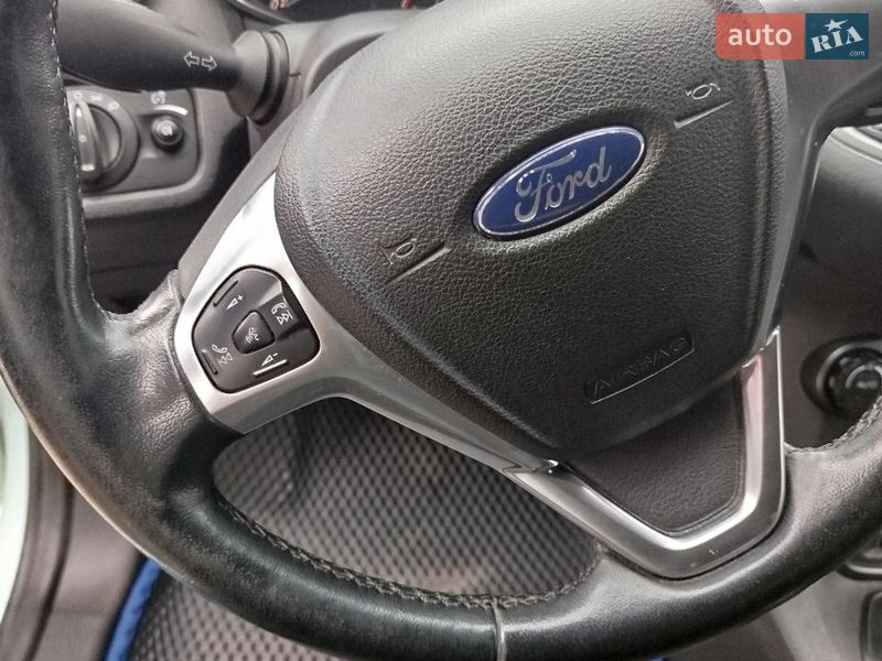 Хэтчбек Ford Fiesta 2016 в Кривом Роге фото 9 Хэтчбек Ford Fiesta 2016 в Кривом Роге