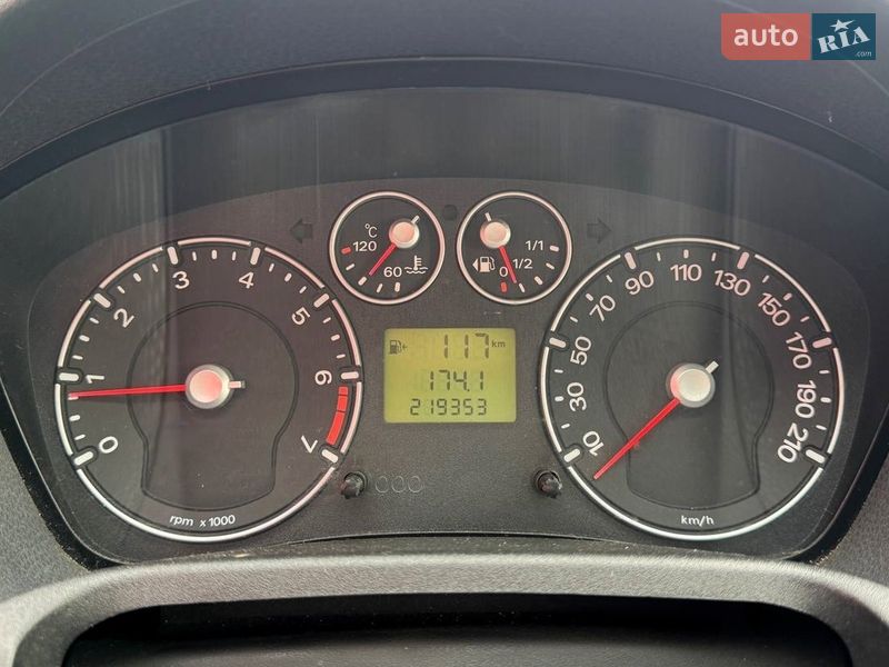 Хэтчбек Ford Fiesta 2006 в Киеве фото 15 Хэтчбек Ford Fiesta 2006 в Киеве