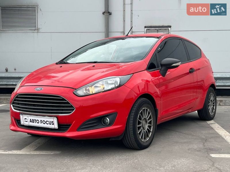 Хэтчбек Ford Fiesta 2014 в Киеве