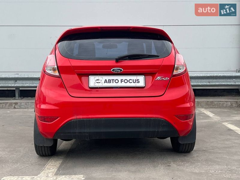 Хэтчбек Ford Fiesta 2014 в Киеве